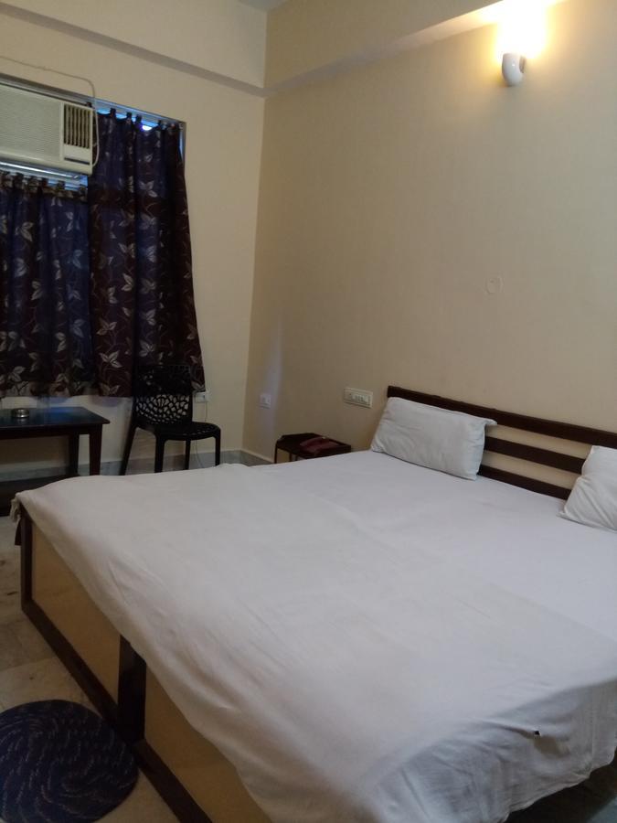 Hotel Ridhi N Sidhi Bettiah Buitenkant foto